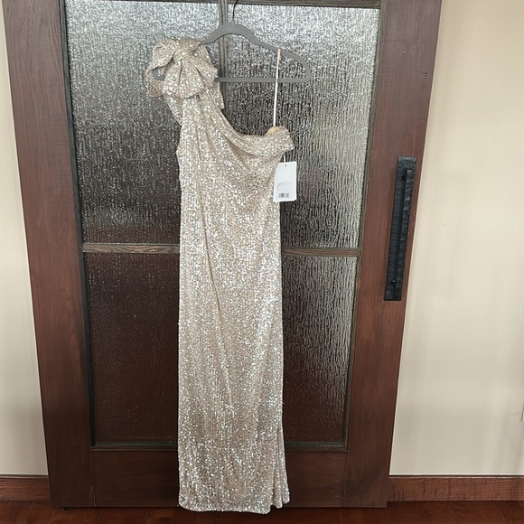 MAC DUGGAL 11283 SEQINED BOW ONE SHOULDER NUDE GOWN  sz 4 NWT - Picture 8 of 14